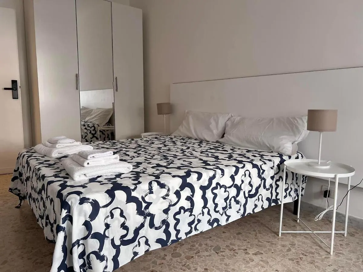 Dolce Vita Rooms Monteverde Trastevere ローマ ゲストハウス