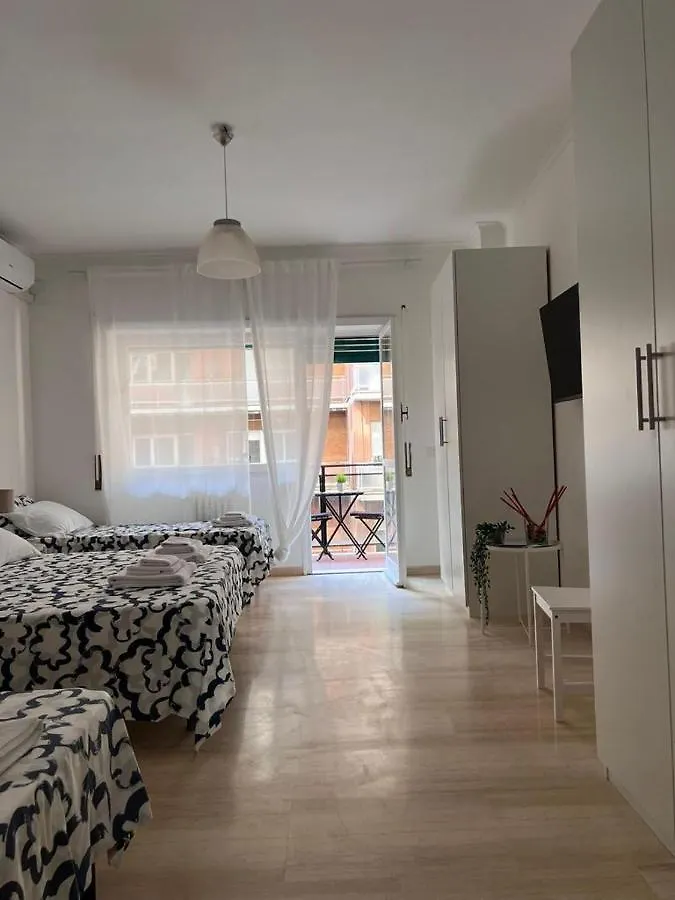 Dolce Vita Rooms Monteverde Trastevere ローマ