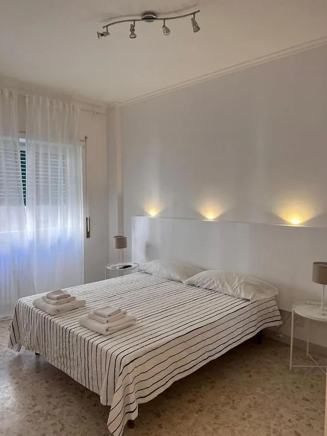 Dolce Vita Rooms Monteverde Trastevere ローマ ゲストハウス